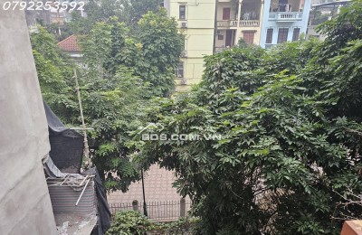 Bán Nhà. Giáp Nhất. Thanh Xuân. Diện Tích. 176m x4 tầng. Mặt tiền 7m.Giá bán 36 tỷ